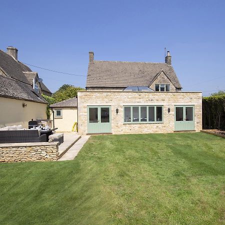 Villa South Winds Bourton-on-the-Water Exterior foto