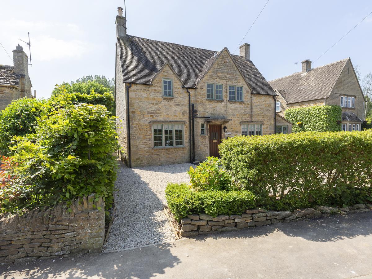 Villa South Winds Bourton-on-the-Water Exterior foto